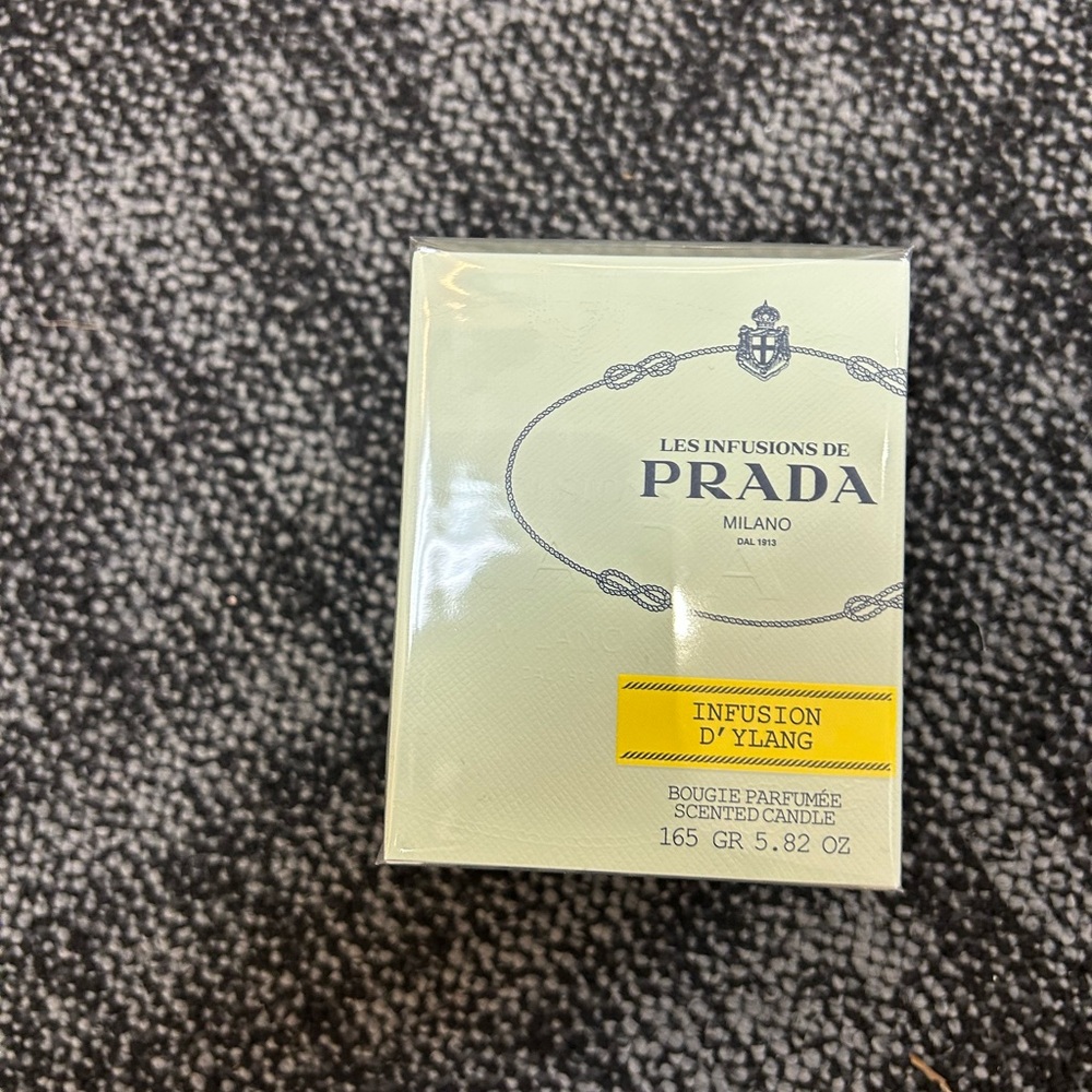 Prada Infusion D'Ylang Scented Candle 5.82oz/165g sealed